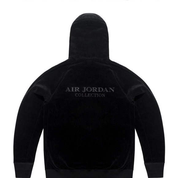 Rare Jordan Velour tracksuit with matching backpack. The size is XXL . - Picture 3 of 16